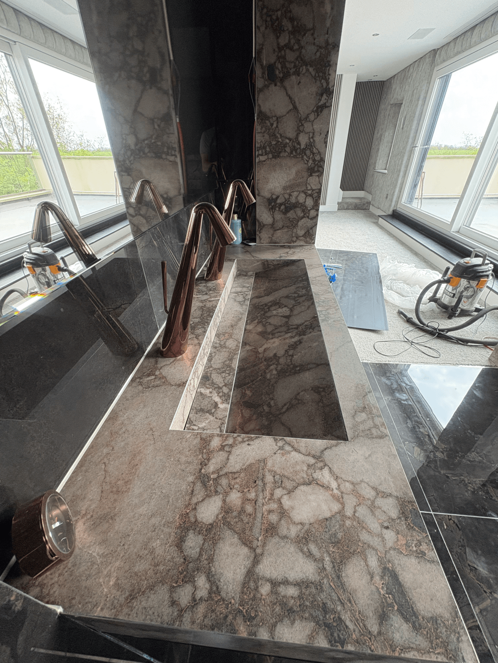 Organic Vessel Basin